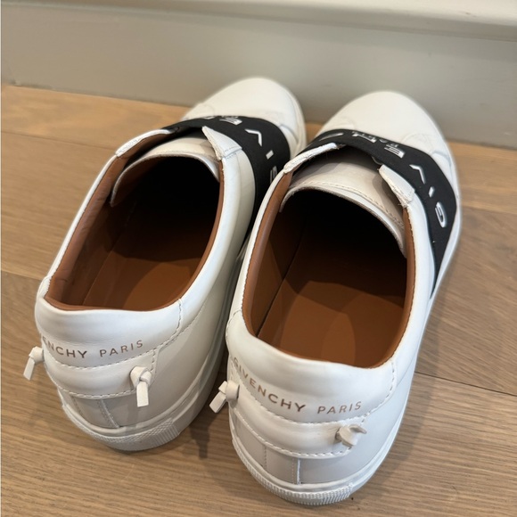 Givenchy Logo Band White Sneaker Blag Band size 39 Fantastic Condition - Picture 4 of 8